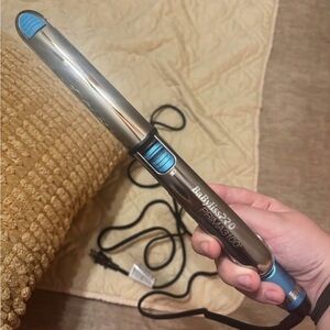 BaByliss curling iron/ straightener